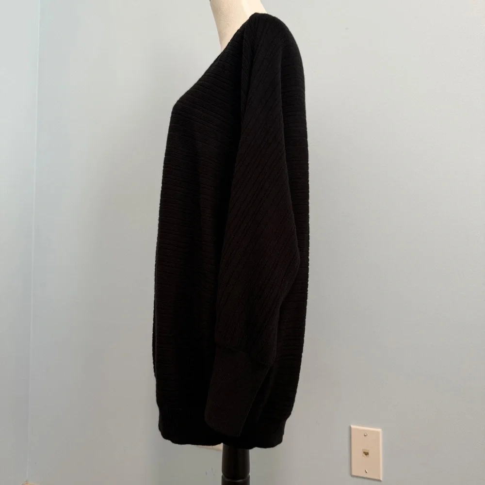 CHICOS 2 MODERN RIB DETAIL BLACK SWEATER PULLOVER‎ SIZE L